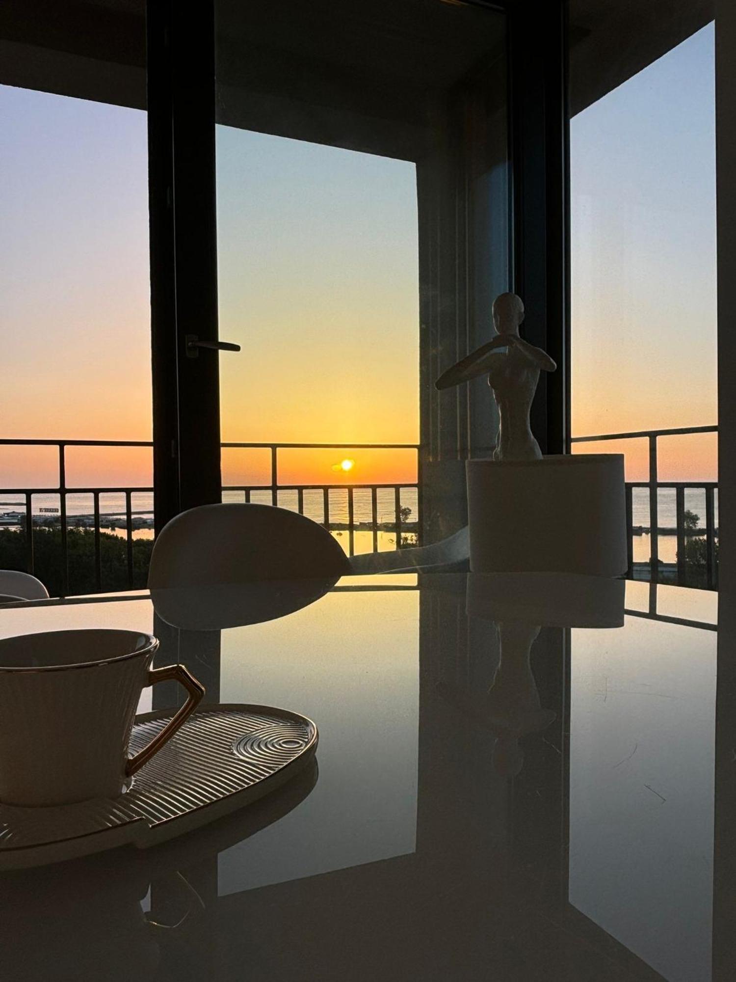 Donna Alba Seaview Penthouse, Casa Ta De Pe Plaja Daire Neptun Dış mekan fotoğraf