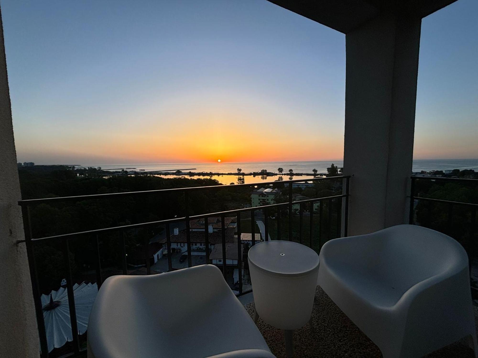 Donna Alba Seaview Penthouse, Casa Ta De Pe Plaja Daire Neptun Dış mekan fotoğraf