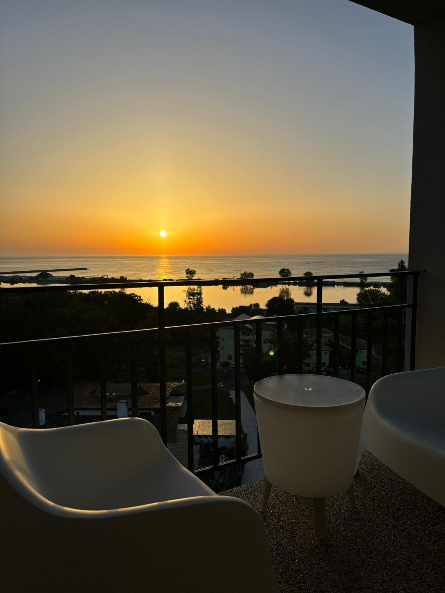 Donna Alba Seaview Penthouse, Casa Ta De Pe Plaja Daire Neptun Dış mekan fotoğraf