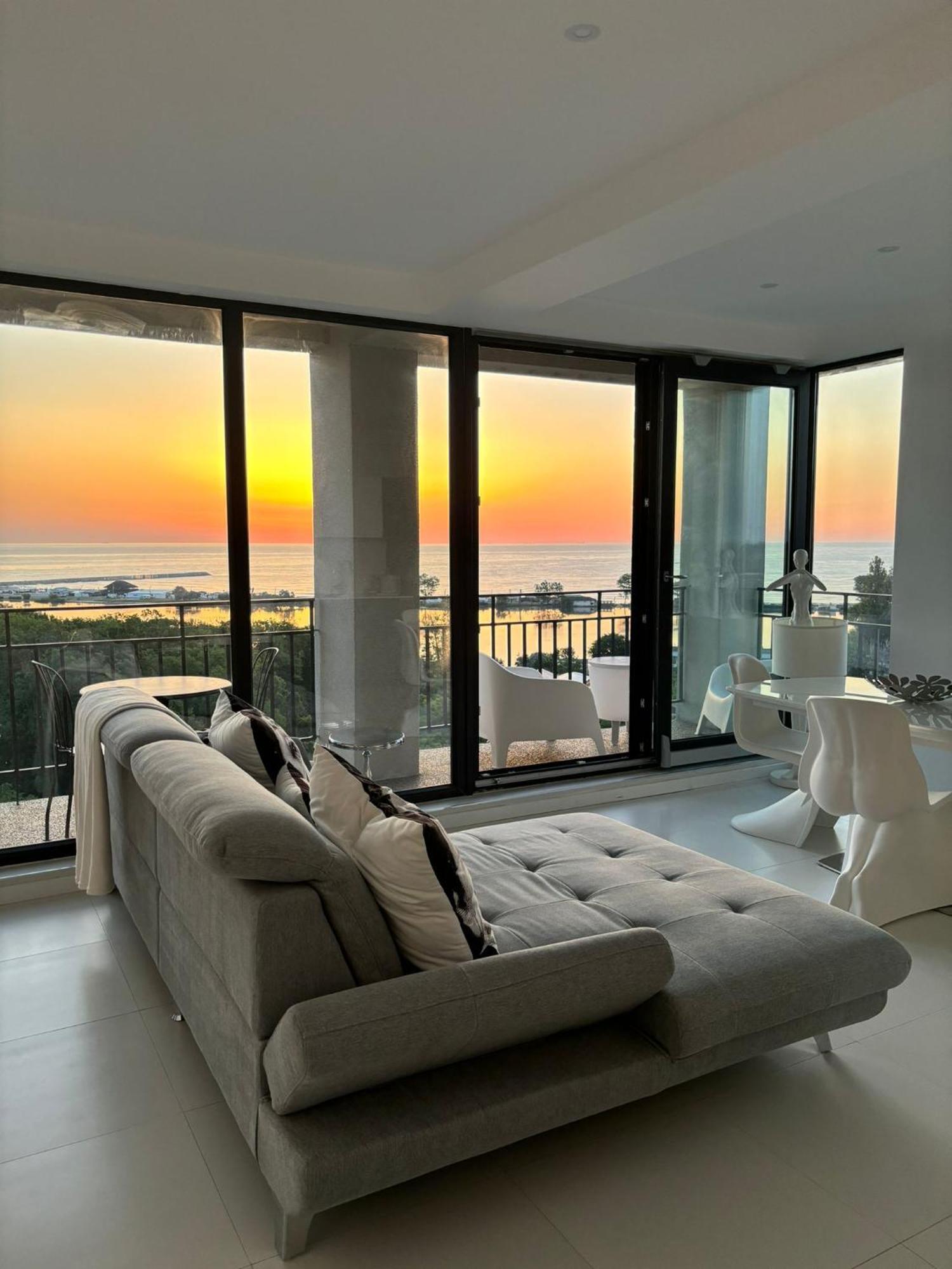Donna Alba Seaview Penthouse, Casa Ta De Pe Plaja Daire Neptun Dış mekan fotoğraf