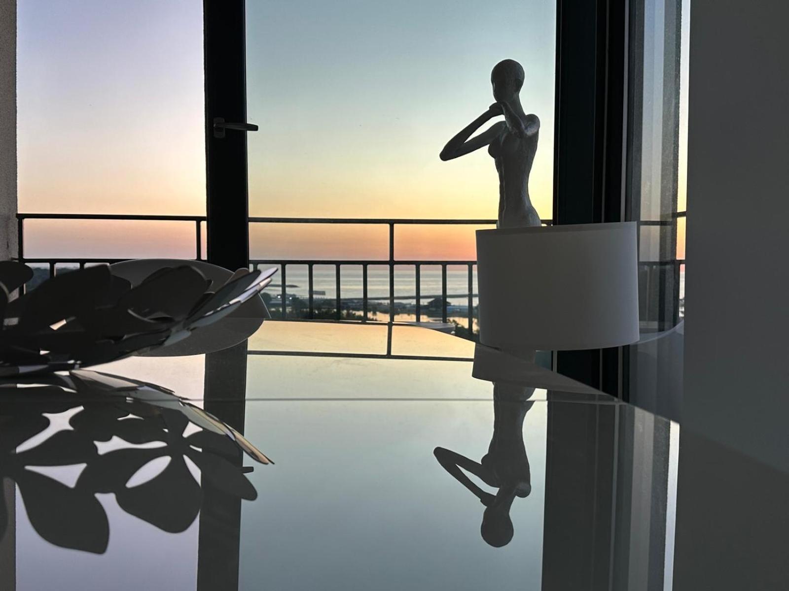 Donna Alba Seaview Penthouse, Casa Ta De Pe Plaja Daire Neptun Dış mekan fotoğraf